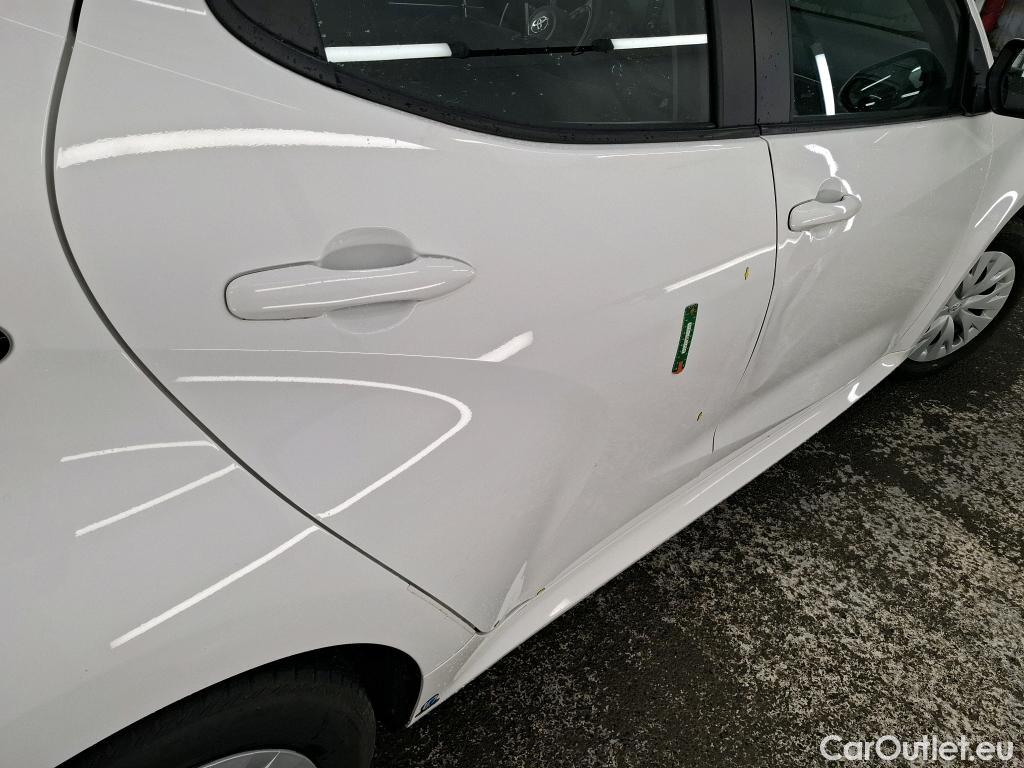  Toyota  Yaris TOYOTA  Hybride / 2019 / 5P / Berline Hybride 116h Dynamic Business Beyond Zer #1