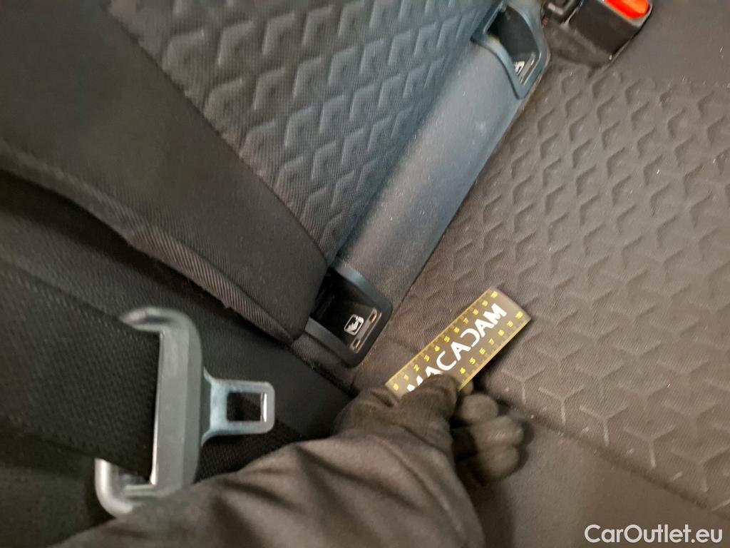  Toyota  Yaris Cross  Hybride / 2021 / 5P / SUV 1.5 HYBRID 116H DESIGN AUTO AWD  #5