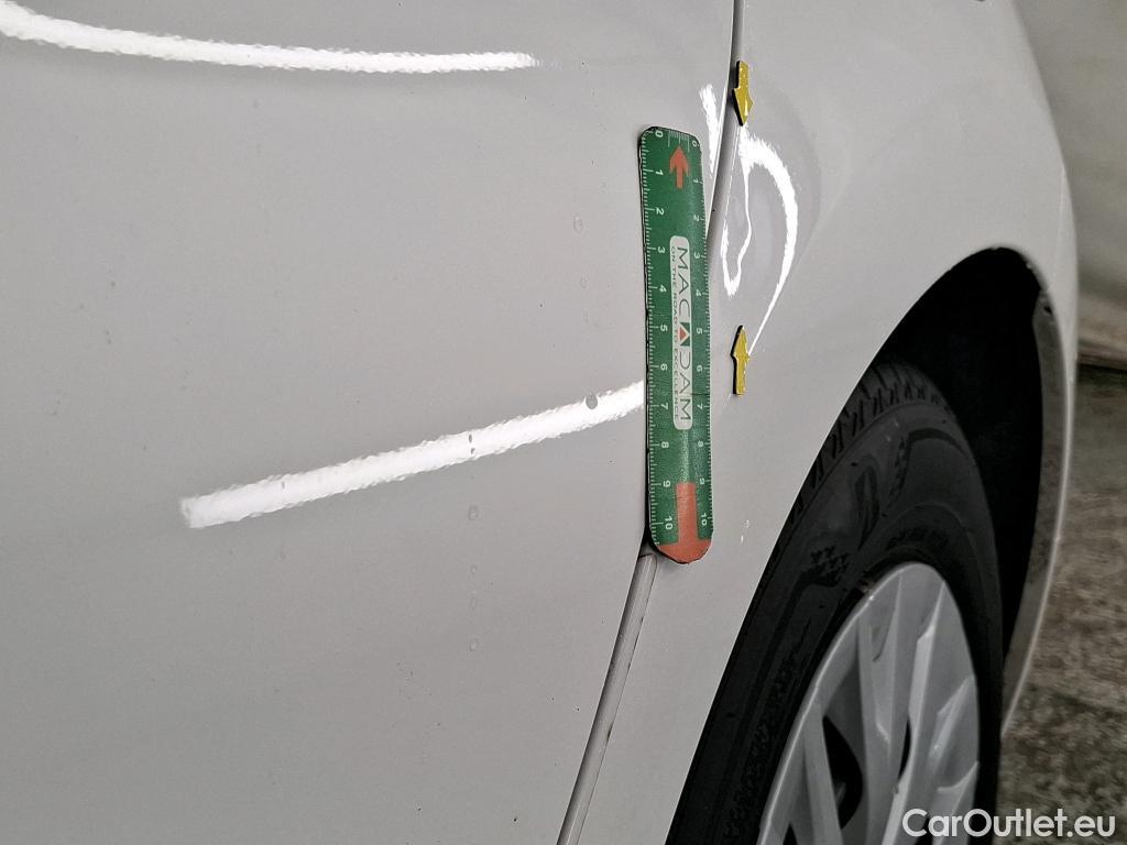  Toyota  Yaris TOYOTA  Hybride / 2019 / 5P / Berline Hybride 116h Dynamic Business Beyond Zer #10