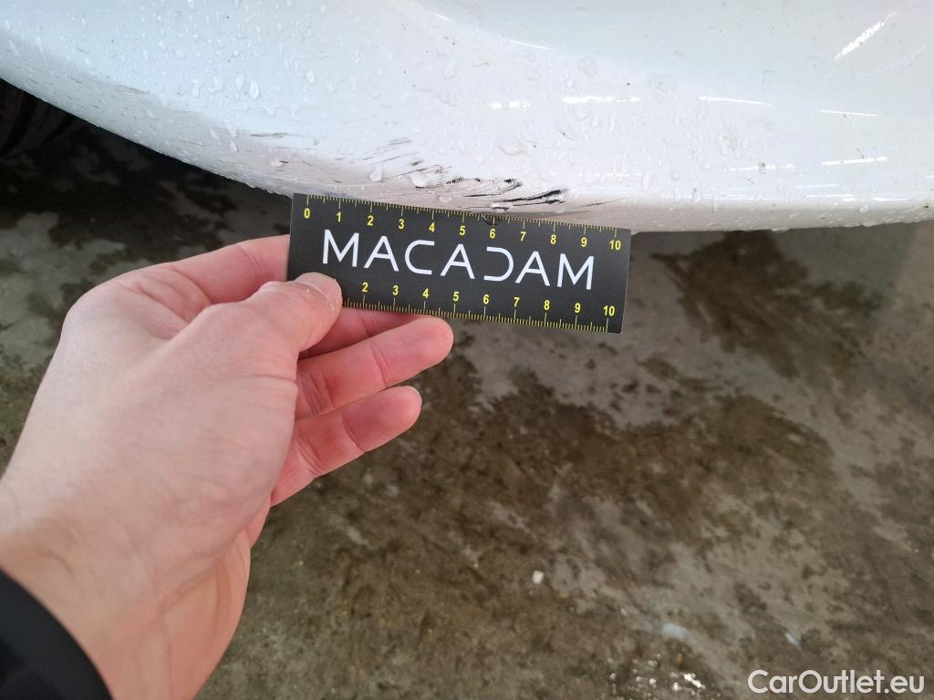  Toyota  Yaris TOYOTA  Hybride / 2019 / 5P / Berline Hybride 116h Dynamic Business Beyond Zer #3