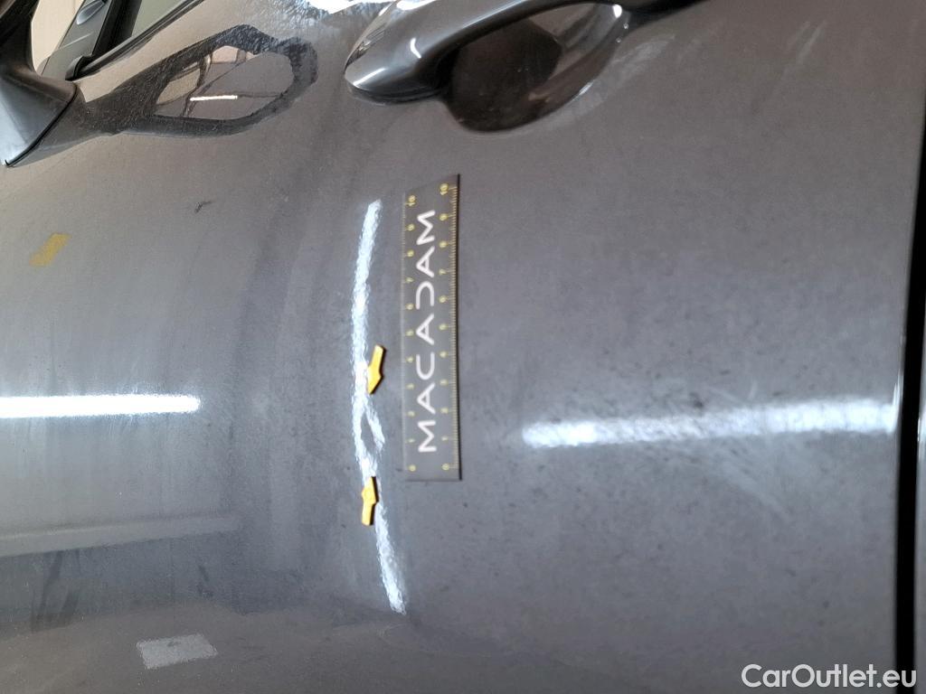  Toyota  Yaris Cross  Hybride / 2021 / 5P / SUV 1.5 HYBRID 116H DESIGN AUTO AWD  #3