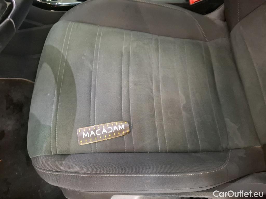  Volkswagen  Touran VOLKSWAGEN  5p Monovolume 2.0 TDI 150 Carat BMT #35