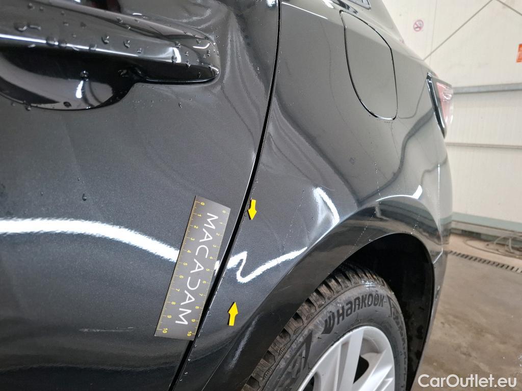  Toyota  Corolla TOYOTA  Touring Sports / 2018 / 5P / Break Hybride 184h Dynamic Business Stage Acad #1