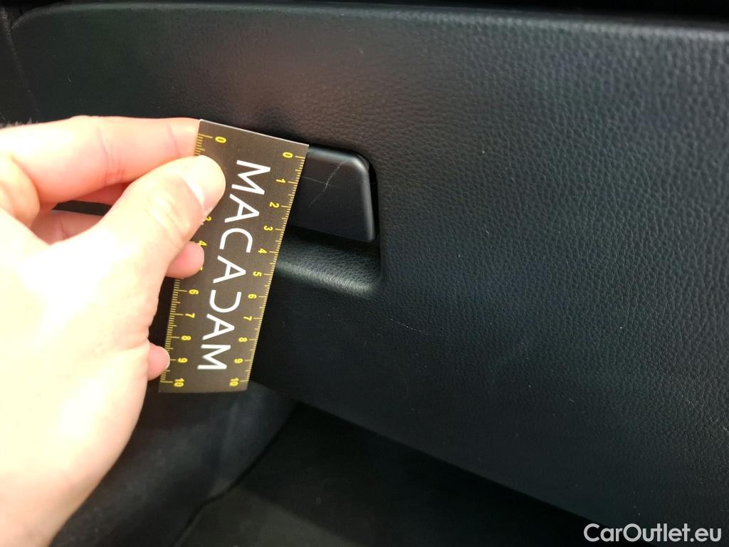  Toyota  Yaris TOYOTA  Hybride / 2019 / 5P / Berline Hybride 116h Dynamic Business Beyond Zer #9