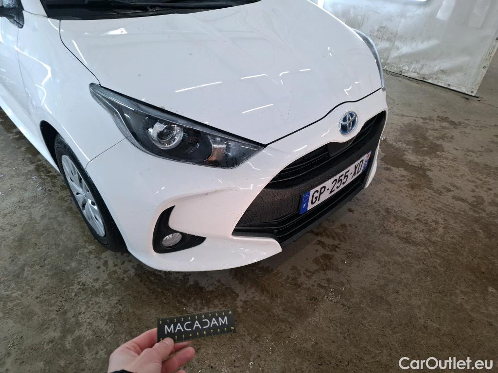  Toyota  Yaris TOYOTA  Hybride / 2019 / 5P / Berline Hybride 116h Dynamic Business Beyond Zer #1