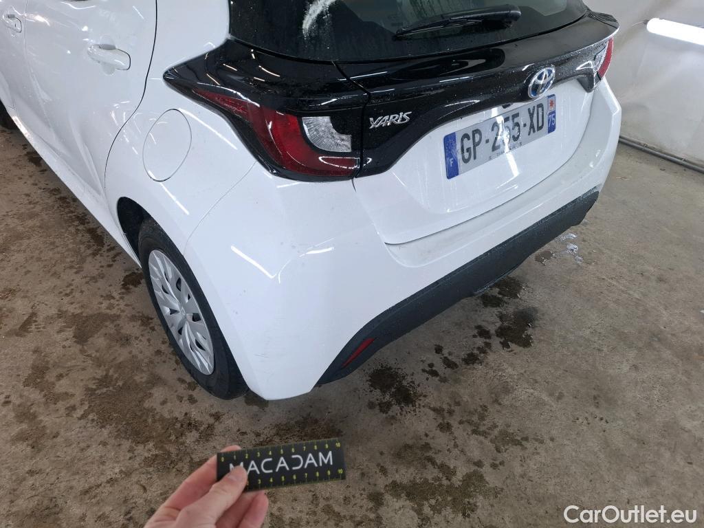  Toyota  Yaris TOYOTA  Hybride / 2019 / 5P / Berline Hybride 116h Dynamic Business Beyond Zer #23