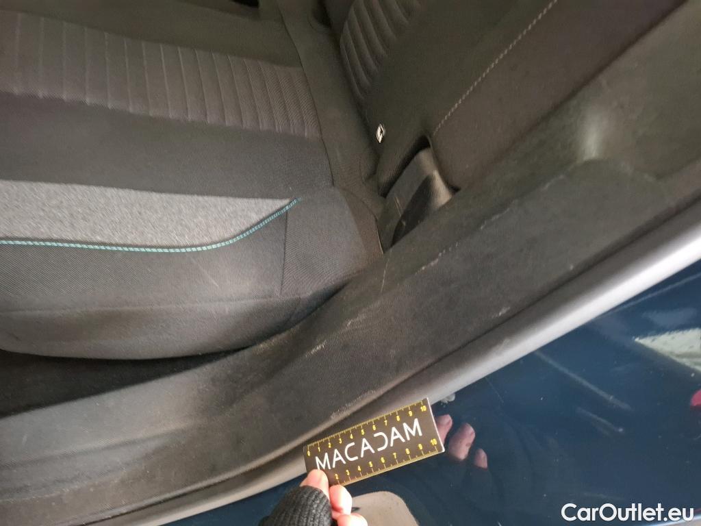  Peugeot  3008  II Active Pack 1.2 PureTech 130CV BVA8 E6d #7