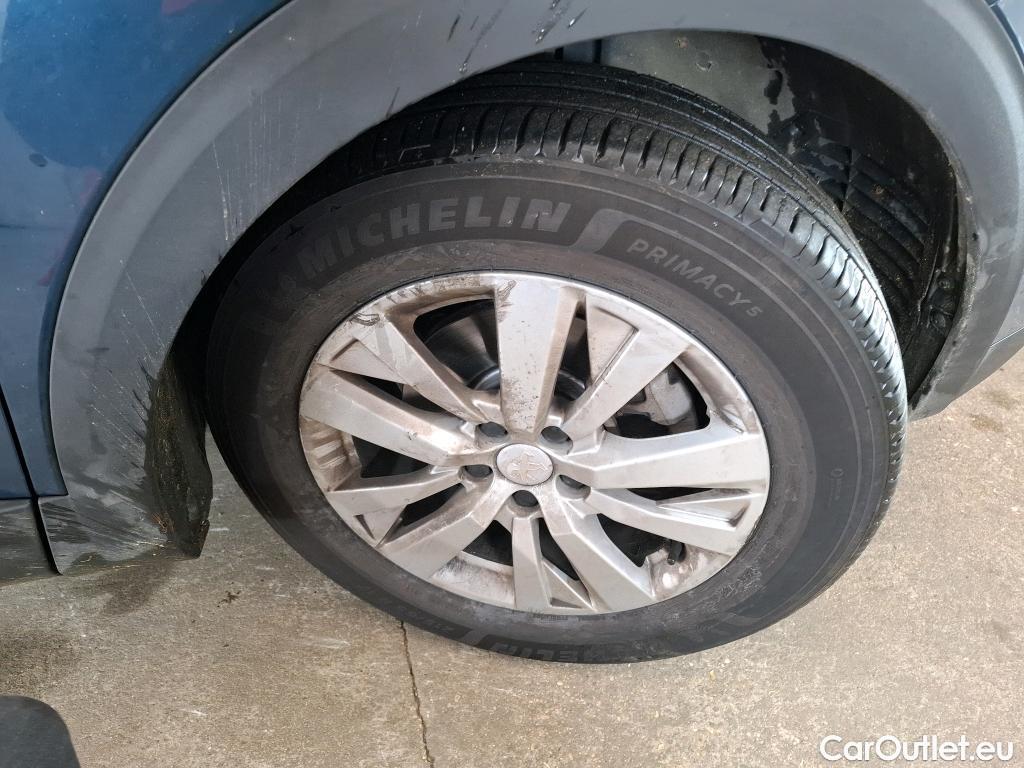  Peugeot  3008  II Active Pack 1.2 PureTech 130CV BVA8 E6d #1