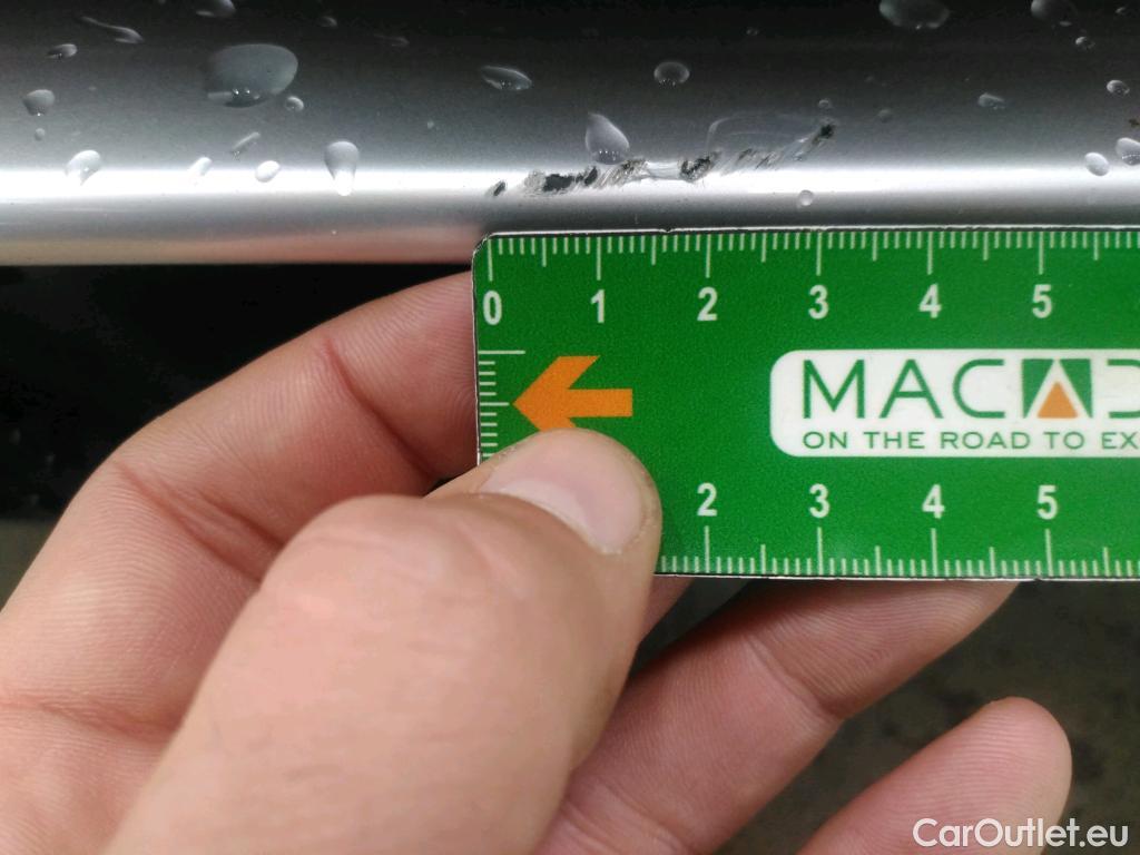  Peugeot  3008 PEUGEOT  / 2020 / 5P / SUV 1.6 HYBRID 225 E-EAT8 GT Pack #26