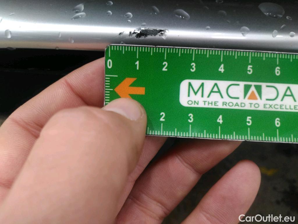  Peugeot  3008 PEUGEOT  / 2020 / 5P / SUV 1.6 HYBRID 225 E-EAT8 GT Pack #25