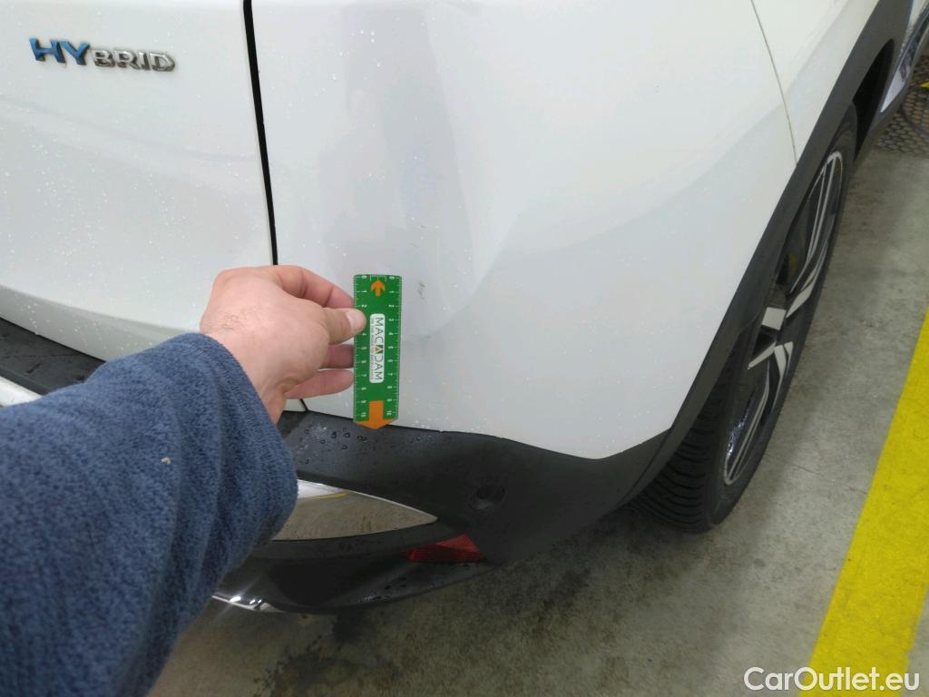  Peugeot  3008 PEUGEOT  / 2020 / 5P / SUV 1.6 HYBRID 225 E-EAT8 GT Pack #36