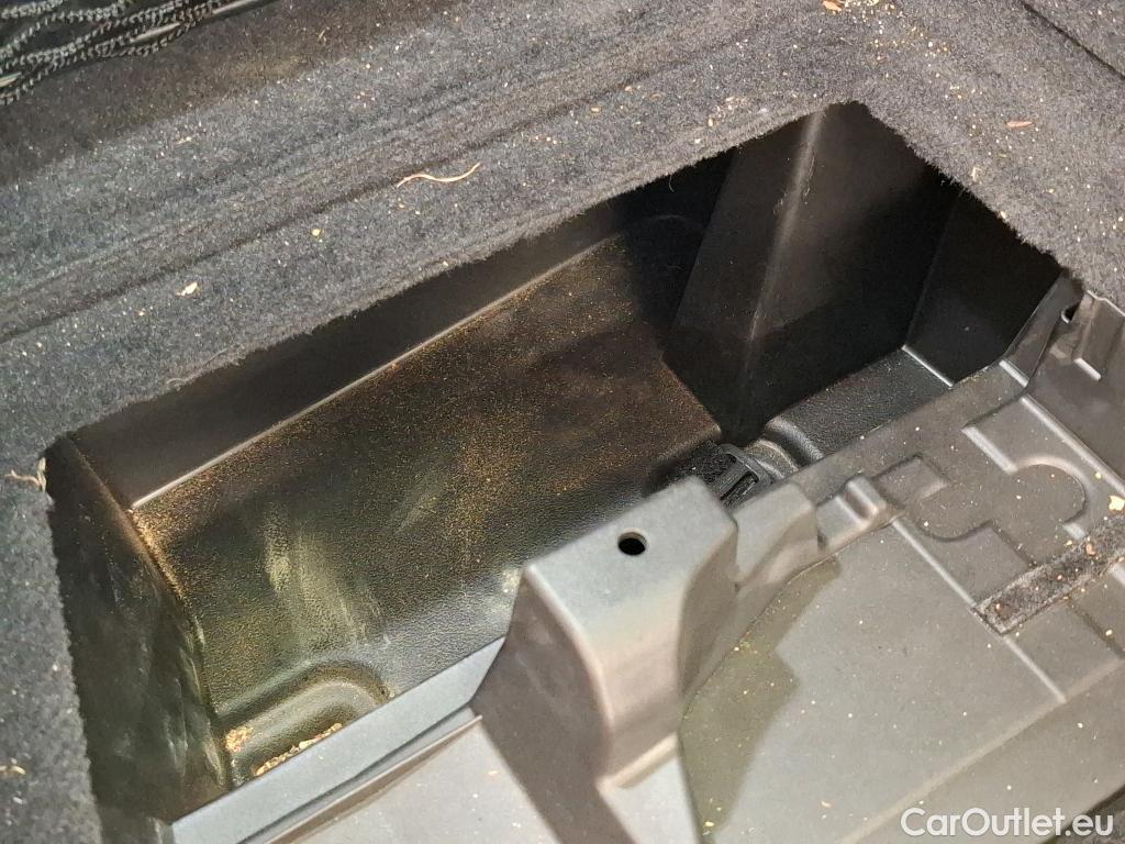  Bmw  Serie 3 Série 3 Touring 318 d Lounge 2.0 150CV BVA8 E6d #27