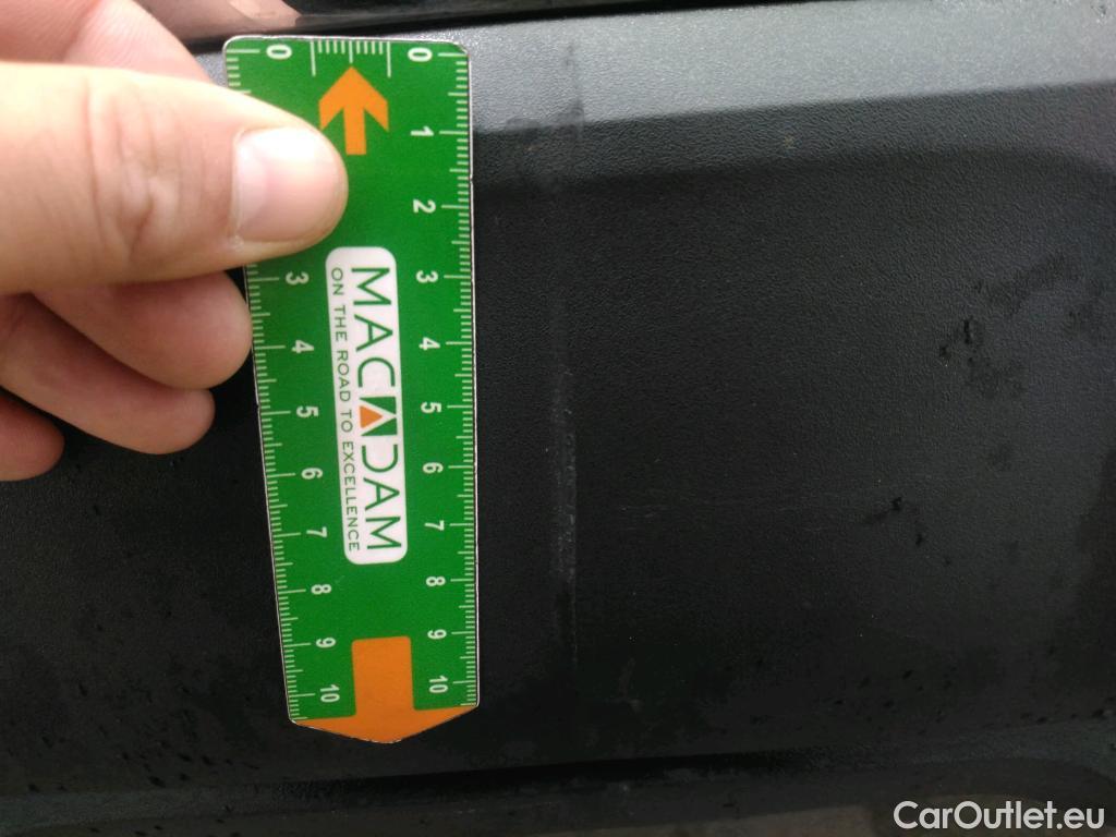  Peugeot  3008 PEUGEOT  / 2020 / 5P / SUV 1.6 HYBRID 225 E-EAT8 GT Pack #42