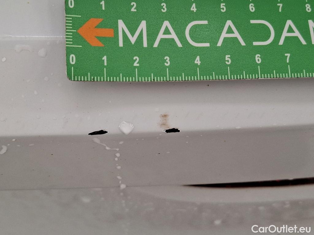  Volkswagen  Golf  VOLKSWAGEN / 2020 / 5P / Berline / VU 2.0 TDI SCR 115 BVM6 Life Soci Busi #20