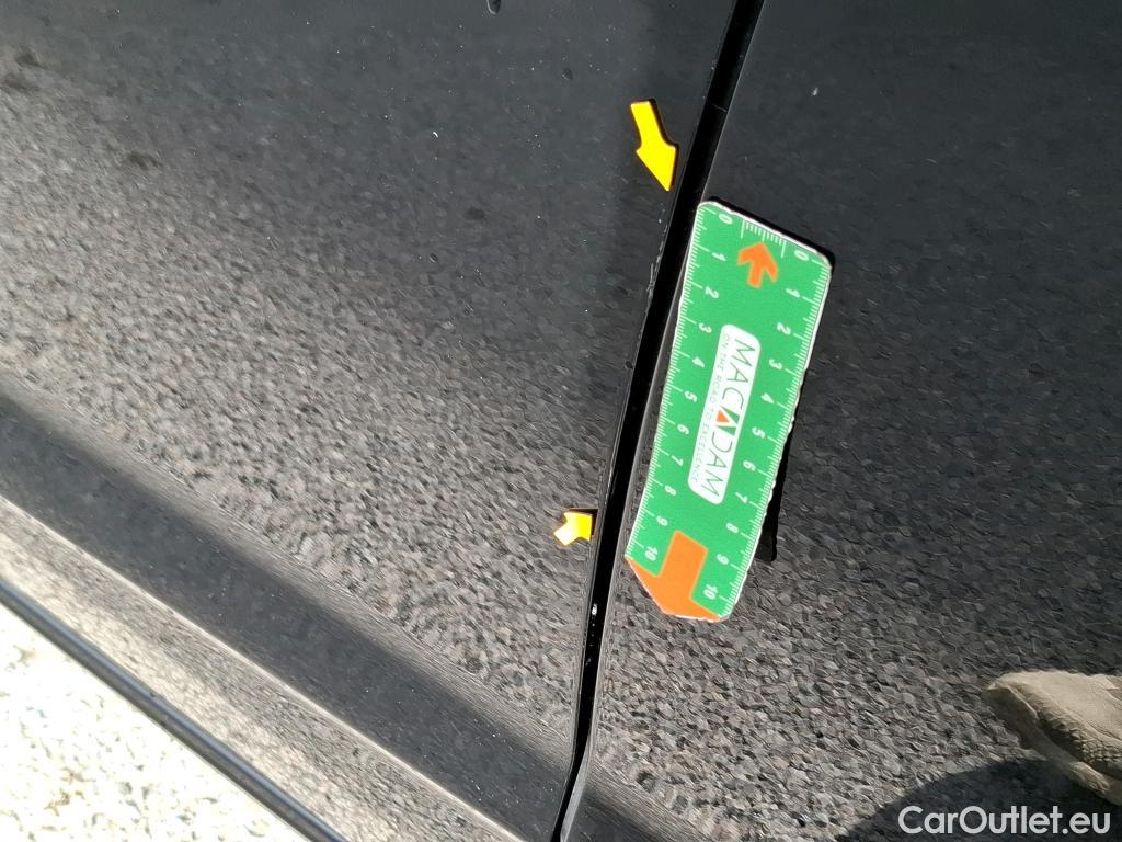  Audi  A3 AUDI  Sportback / 2016 / 5P / Berline 35 TFSI 150 COD S TRONIC BUSINESS LINE #33