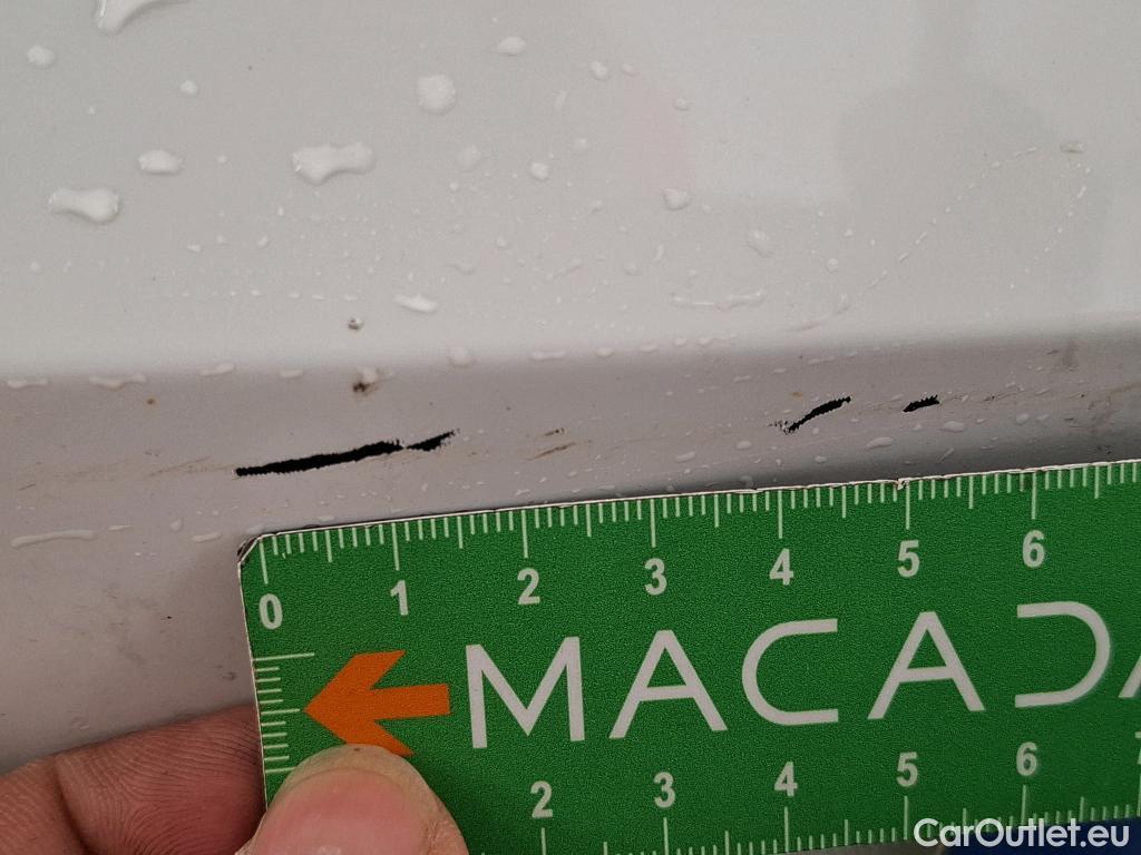  Volkswagen  Golf  VOLKSWAGEN / 2020 / 5P / Berline / VU 2.0 TDI SCR 115 BVM6 Life Soci Busi #6