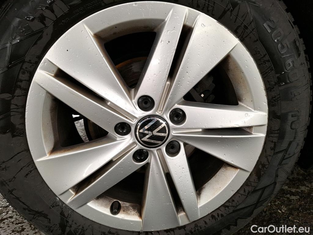  Volkswagen  Golf  VOLKSWAGEN / 2020 / 5P / Berline / VU 2.0 TDI SCR 115 BVM6 Life Soci Busi #11