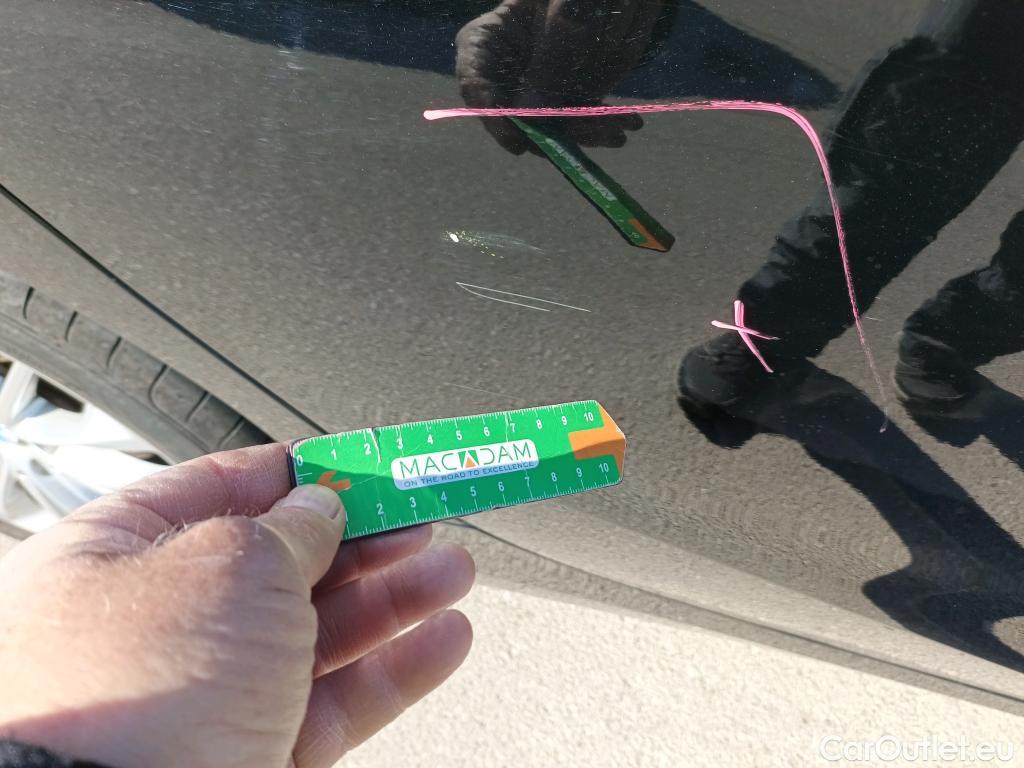  Bmw  Serie 1 BMW  / 2019 / 5P / berlina con portón 118i Auto. #6