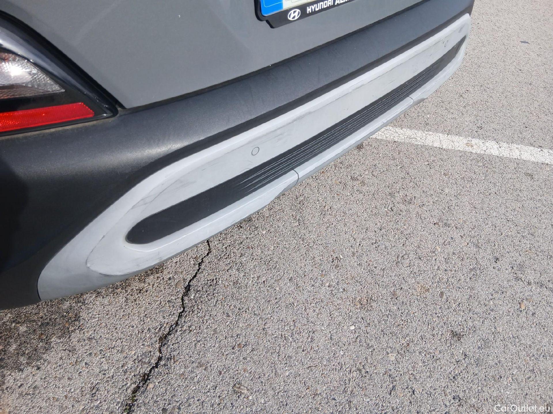  Hyundai  Konna HYUNDAI Kona / 2020 / 5P / todoterreno 1.0 TGDI Maxx 4X2 #23