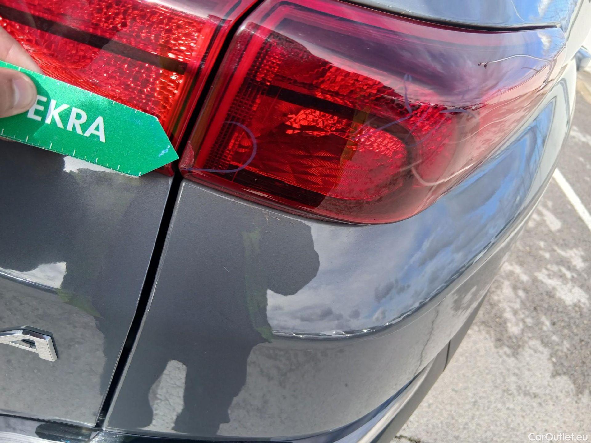  Hyundai  Konna HYUNDAI Kona / 2020 / 5P / todoterreno 1.0 TGDI Maxx 4X2 #27