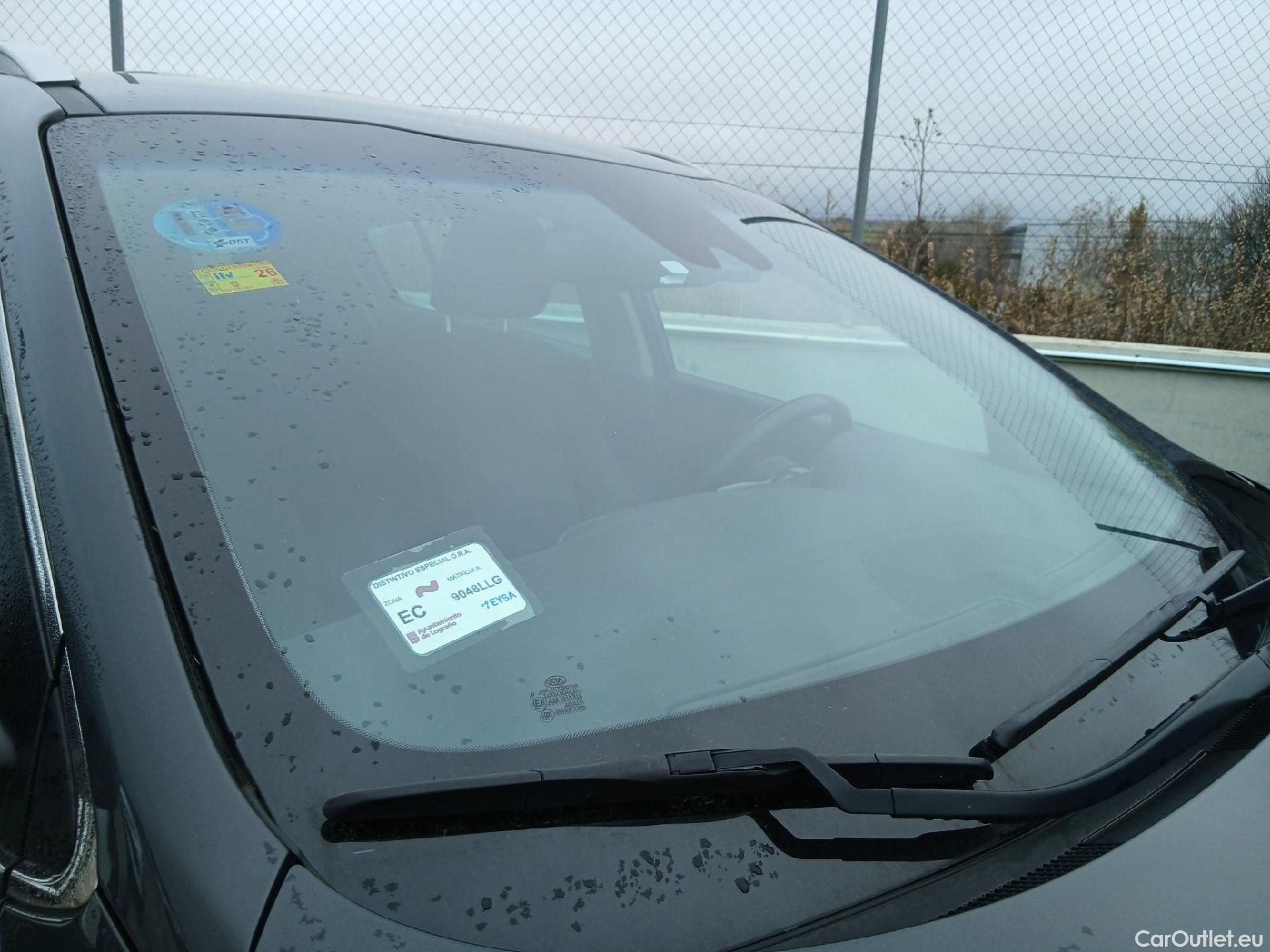  KIA  Sportage KIA  1.6MHEV Drive 100kW(136CV) 4x2(Crist Tintados)(CX) #15