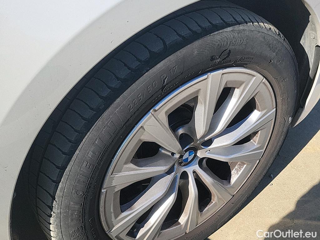  Bmw  Serie 3 BMW  / 2019 / 5P / familiar 318d Auto.Touring #1