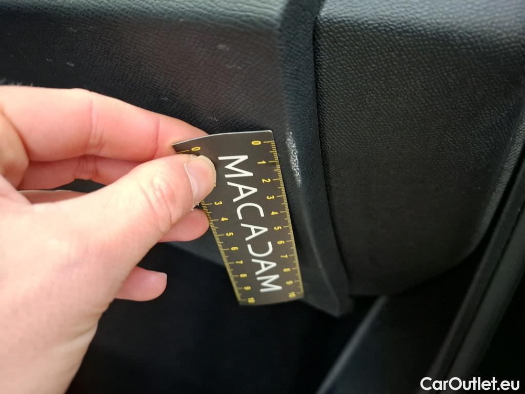  Peugeot  3008  II Active Pack 1.2 PureTech 130CV BVA8 E6d #12