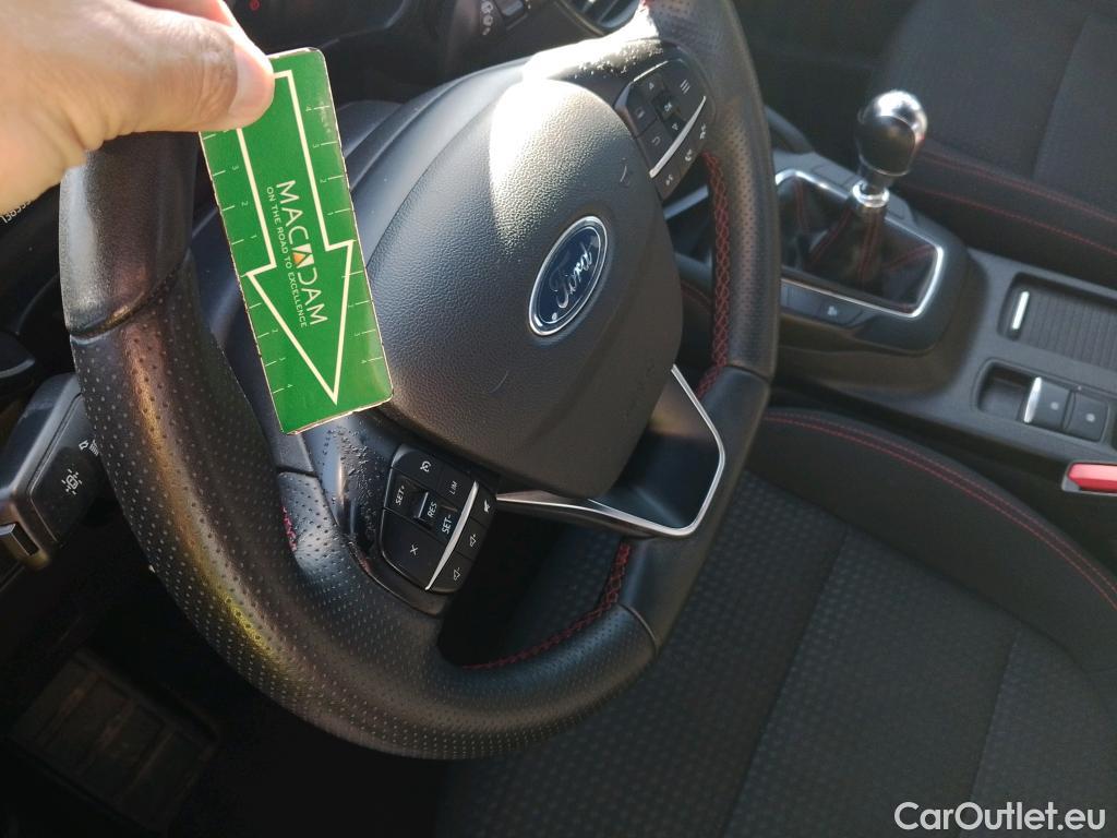  Ford  Kuga FORD  / 2019 / 5P / todoterreno ST-Line 2.0 EcoBlue MHEV 110kW (150CV) #18