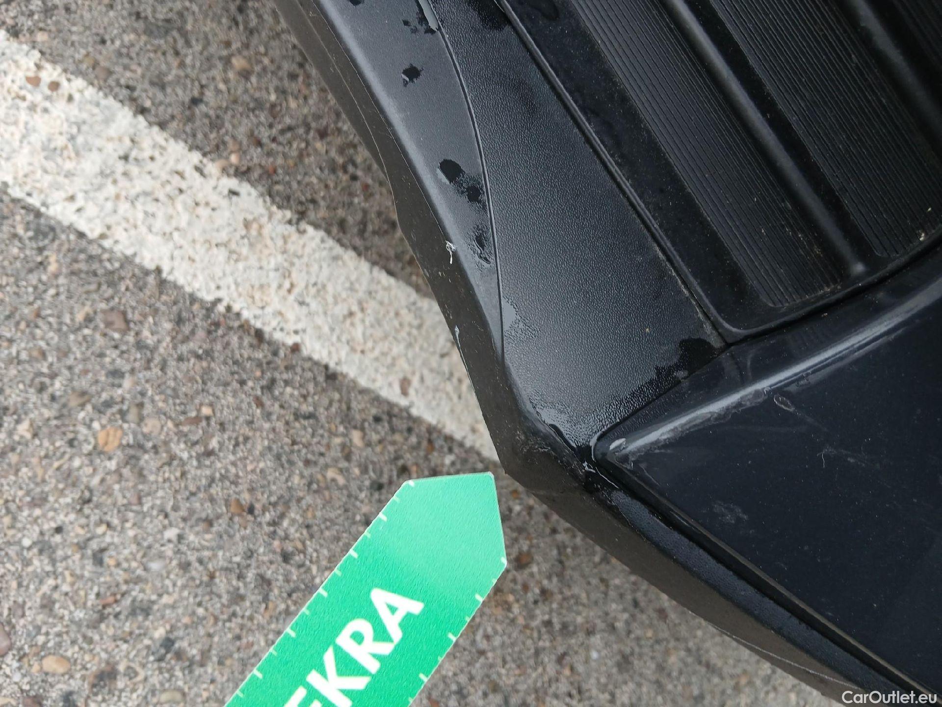  KIA  Sportage KIA  1.6MHEV Drive 100kW(136CV) 4x2(Crist Tintados)(CX) #22