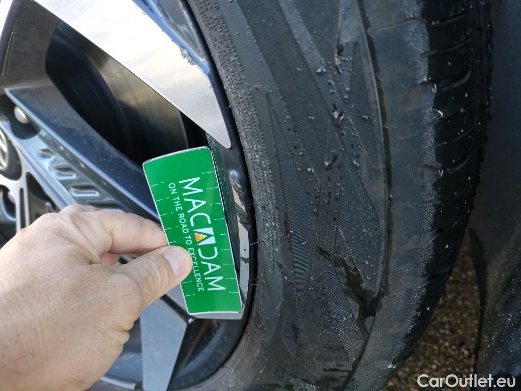  Hyundai  Tucson HYUNDAI  / 2020 / 5P / todoterreno 1.6 TGDI PHEV 195kW Tecno Sky Auto 4x4 #6