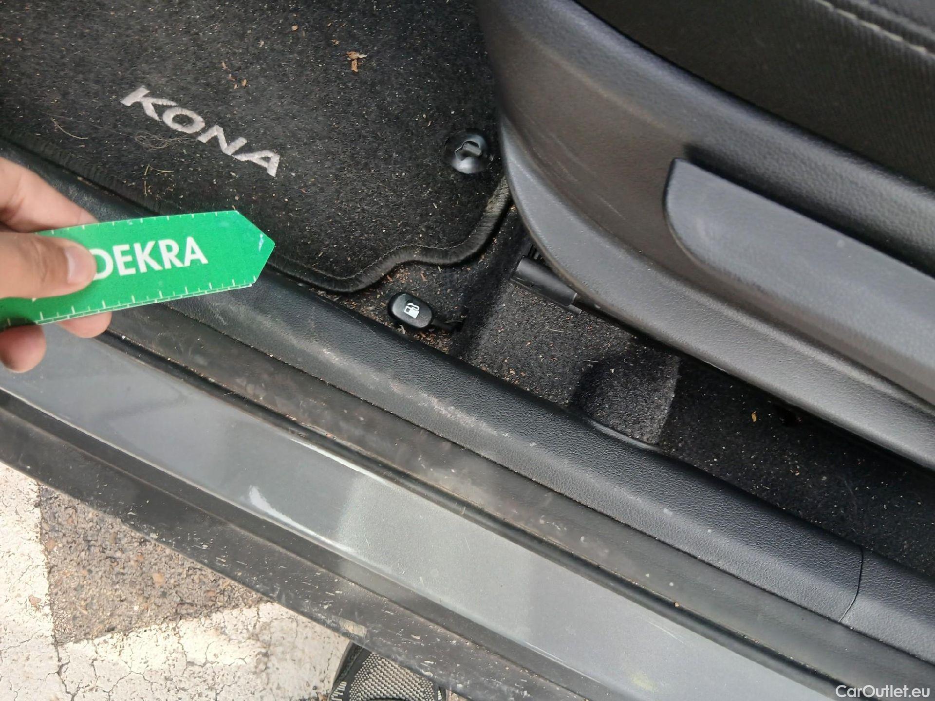  Hyundai  Konna HYUNDAI Kona / 2020 / 5P / todoterreno 1.0 TGDI Maxx 4X2 #3