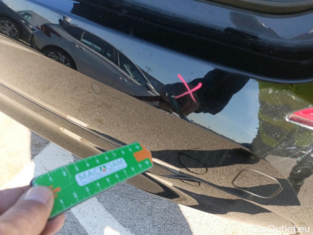  Bmw  Serie 1 BMW  / 2019 / 5P / berlina con portón 118i Auto. #10