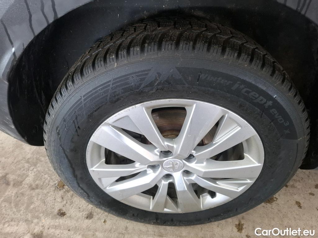  Peugeot  3008  II Active Pack 1.2 PureTech 130CV BVA8 E6d #30