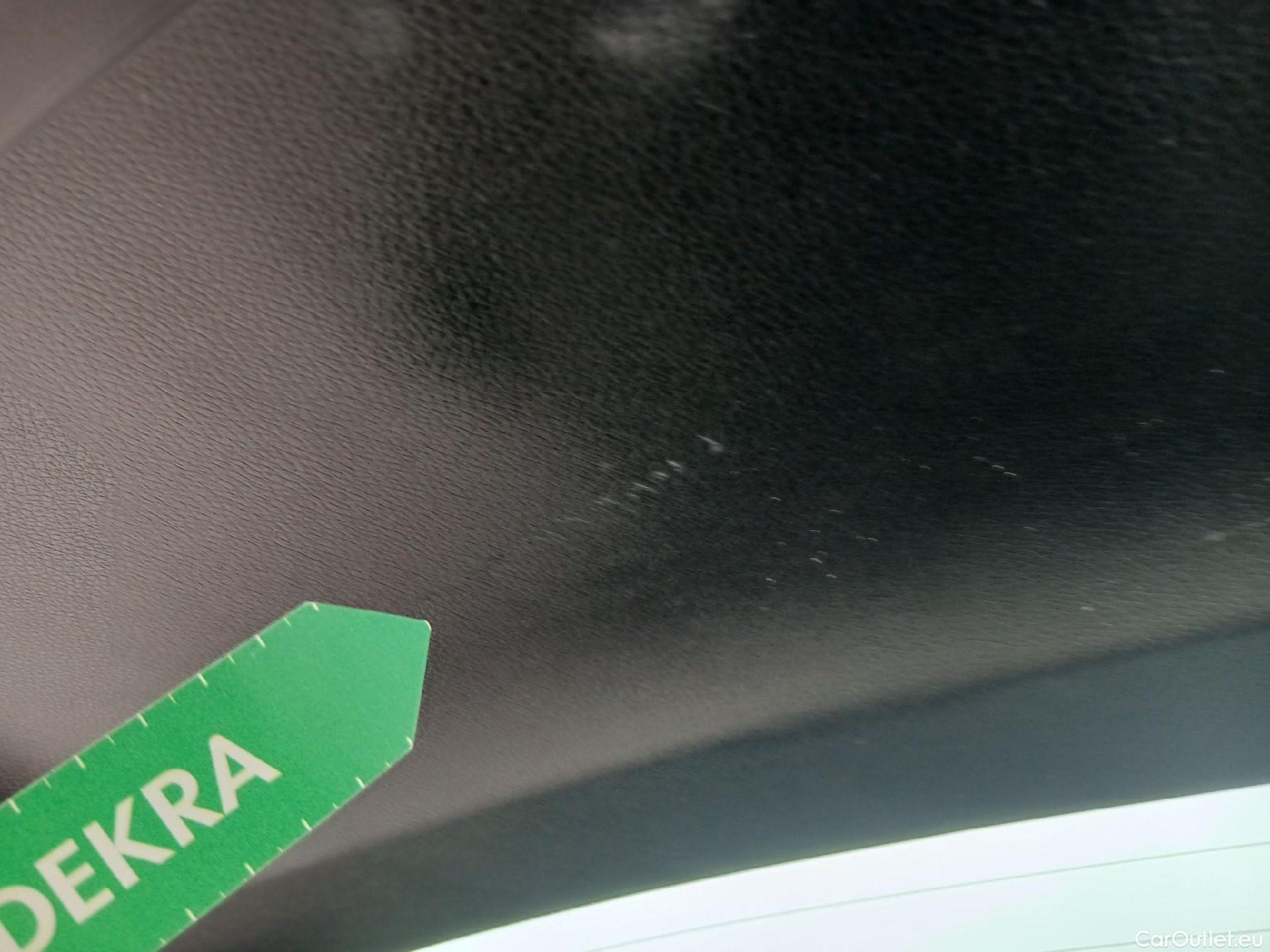  KIA  Sportage KIA  1.6MHEV Drive 100kW(136CV) 4x2(Crist Tintados)(CX) #6