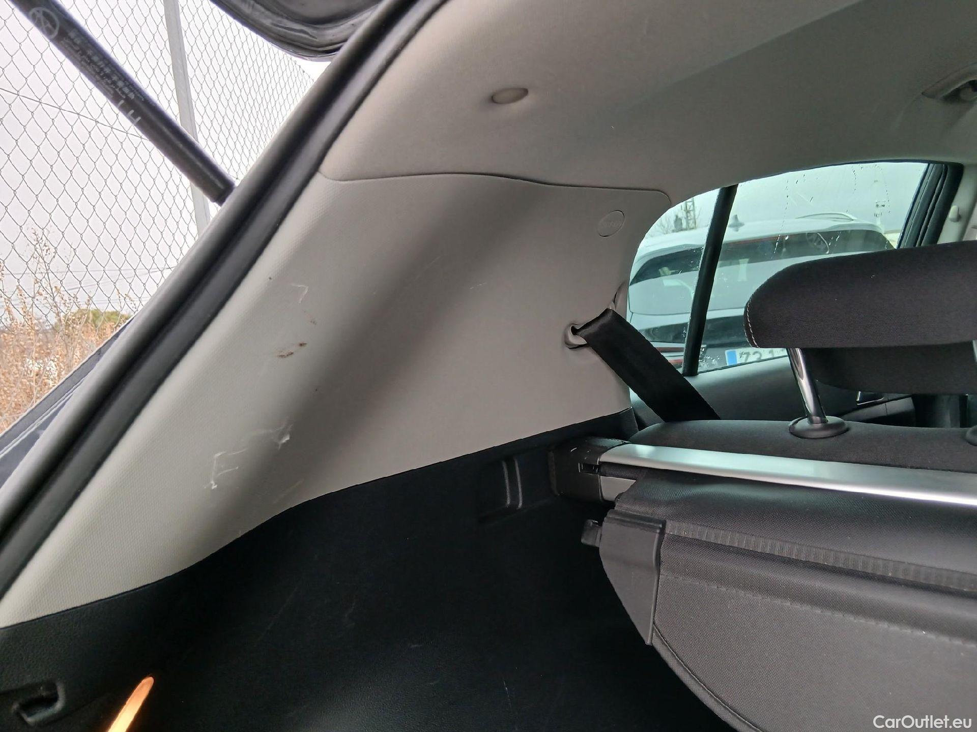  KIA  Sportage KIA  1.6MHEV Drive 100kW(136CV) 4x2(Crist Tintados)(CX) #7