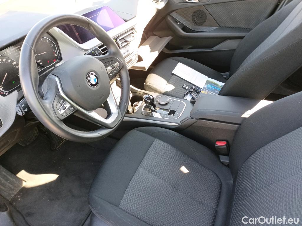  Bmw  Serie 1 BMW  / 2019 / 5P / berlina con portón 118i Auto. #12