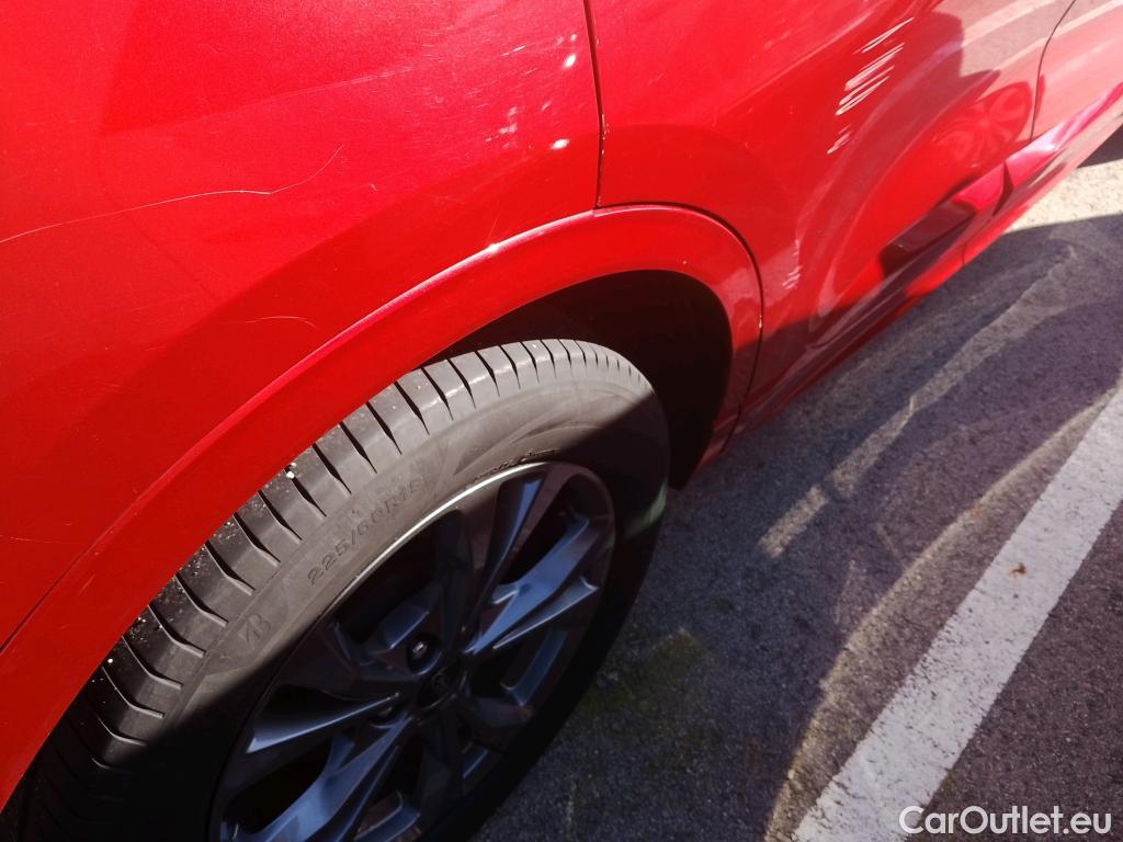  Ford  Kuga FORD  / 2019 / 5P / todoterreno ST-Line 2.0 EcoBlue MHEV 110kW (150CV) #32