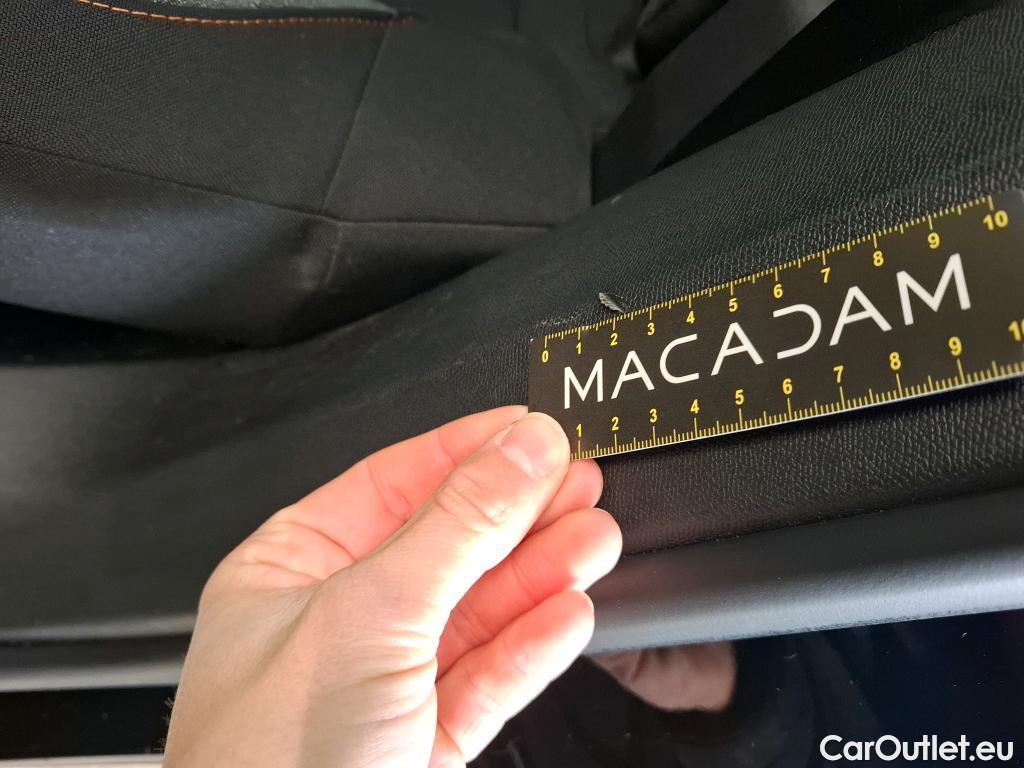  Peugeot  3008  II Active Pack 1.2 PureTech 130CV BVA8 E6d #2