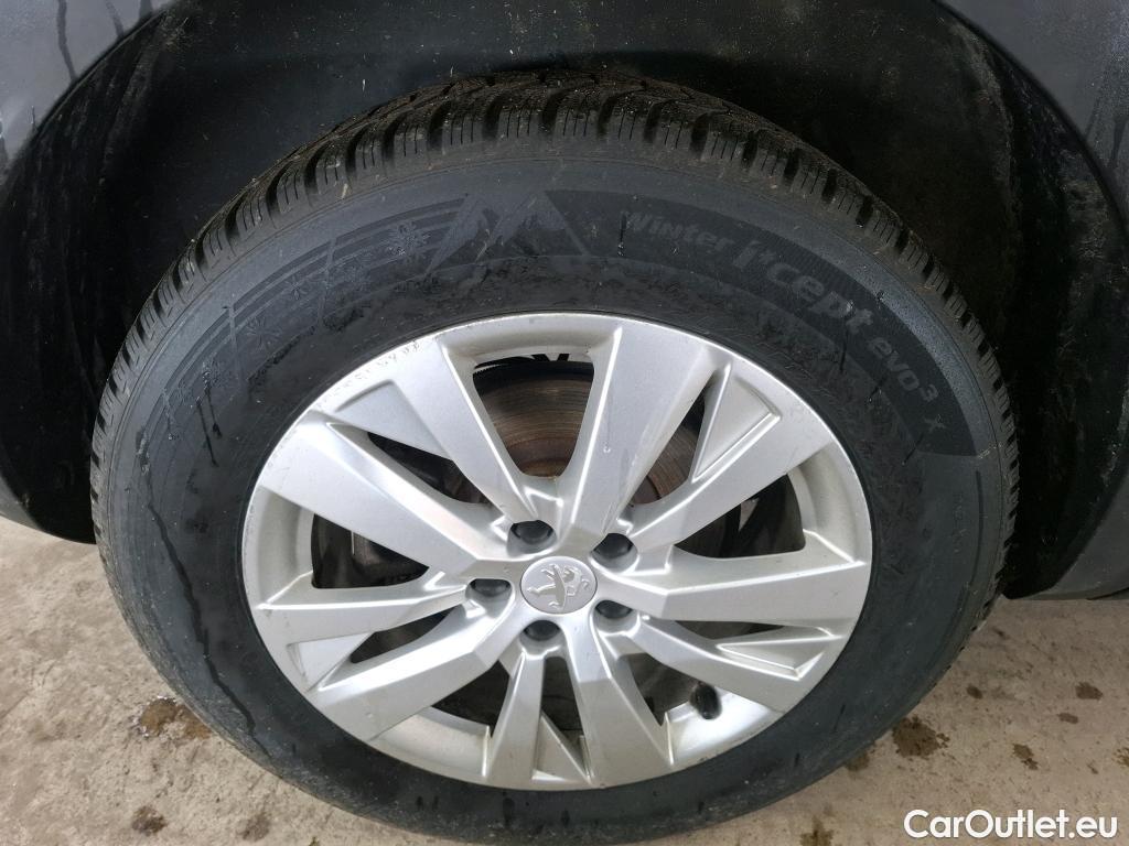  Peugeot  3008  II Active Pack 1.2 PureTech 130CV BVA8 E6d #31