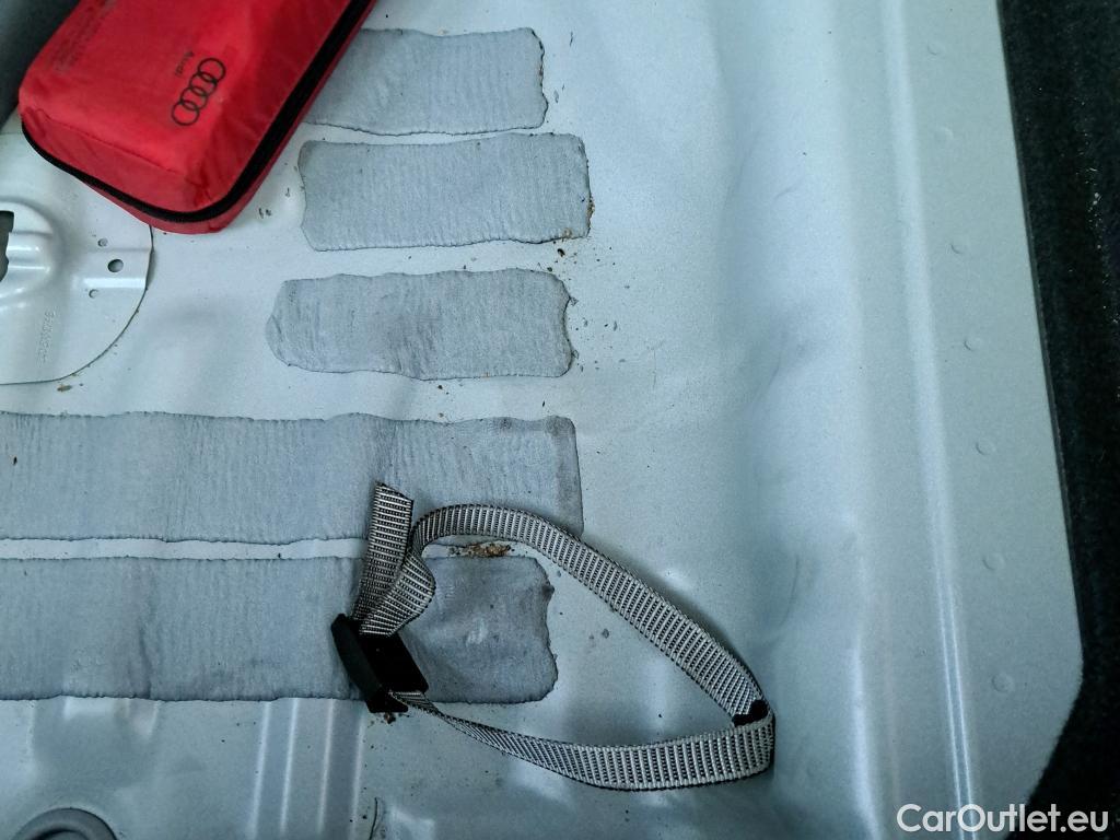  Audi  Q2 AUDI  / 2016 / 5P / todoterreno Design 30 TFSI 85kW (116CV) (AC) #1