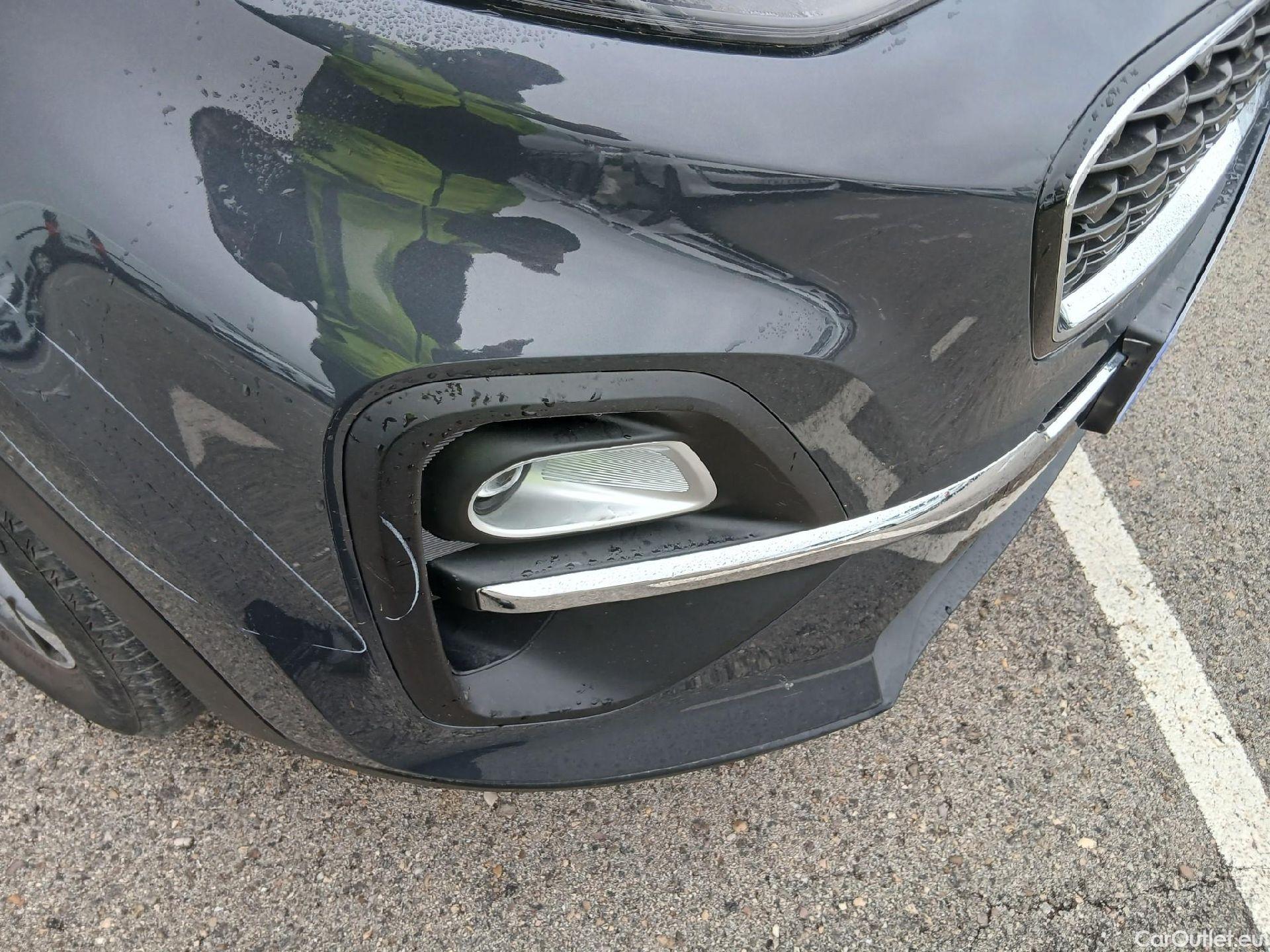  KIA  Sportage KIA  1.6MHEV Drive 100kW(136CV) 4x2(Crist Tintados)(CX) #18