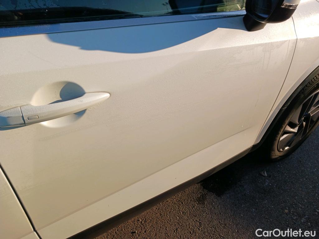  Nissan  Qashqai NISSAN  / 2021 / 5P / todoterreno DIG-T 116kW (158CV) mHEV Xtronic Acenta (AC2) #30