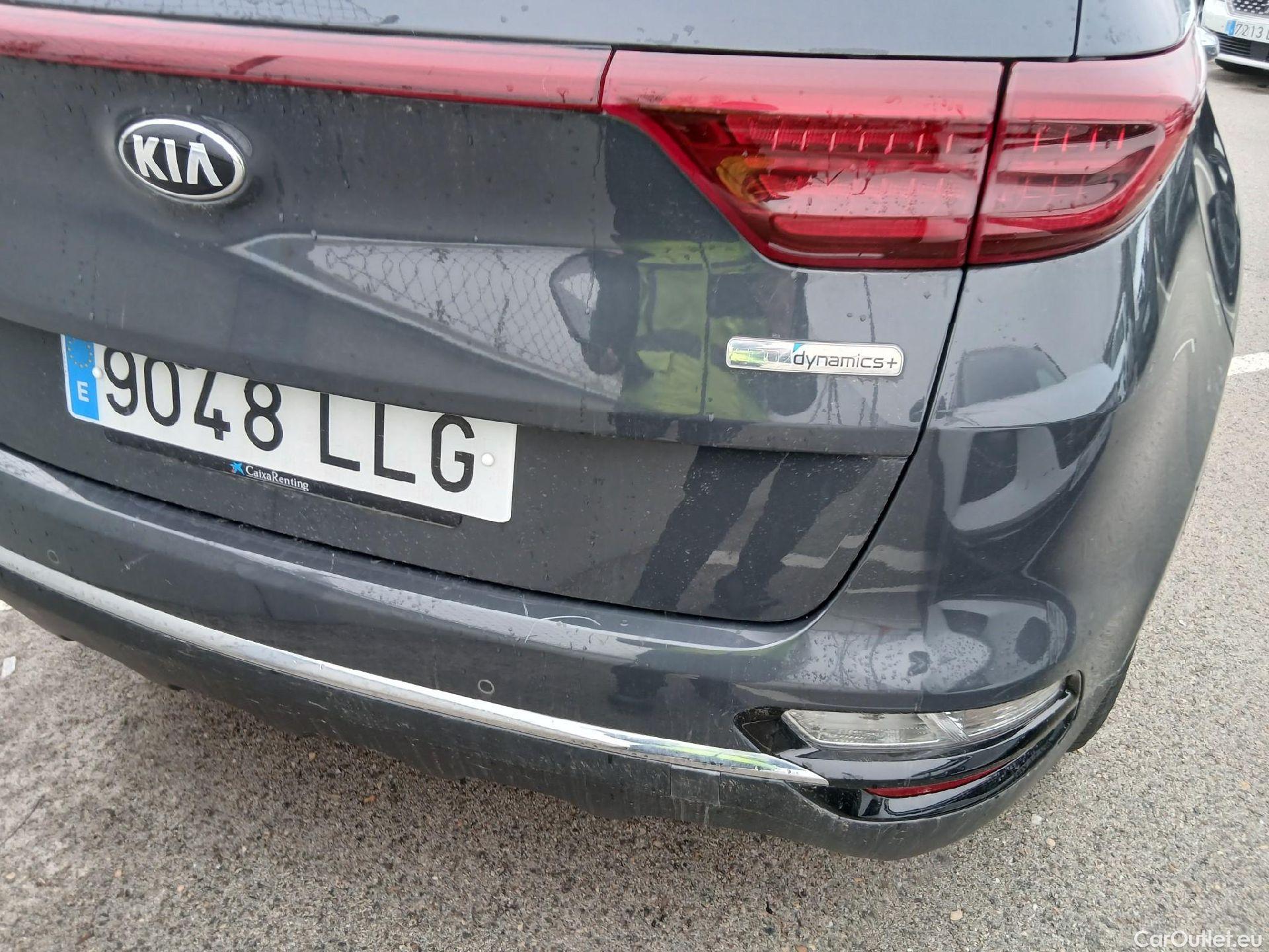 KIA  Sportage KIA  1.6MHEV Drive 100kW(136CV) 4x2(Crist Tintados)(CX) #31