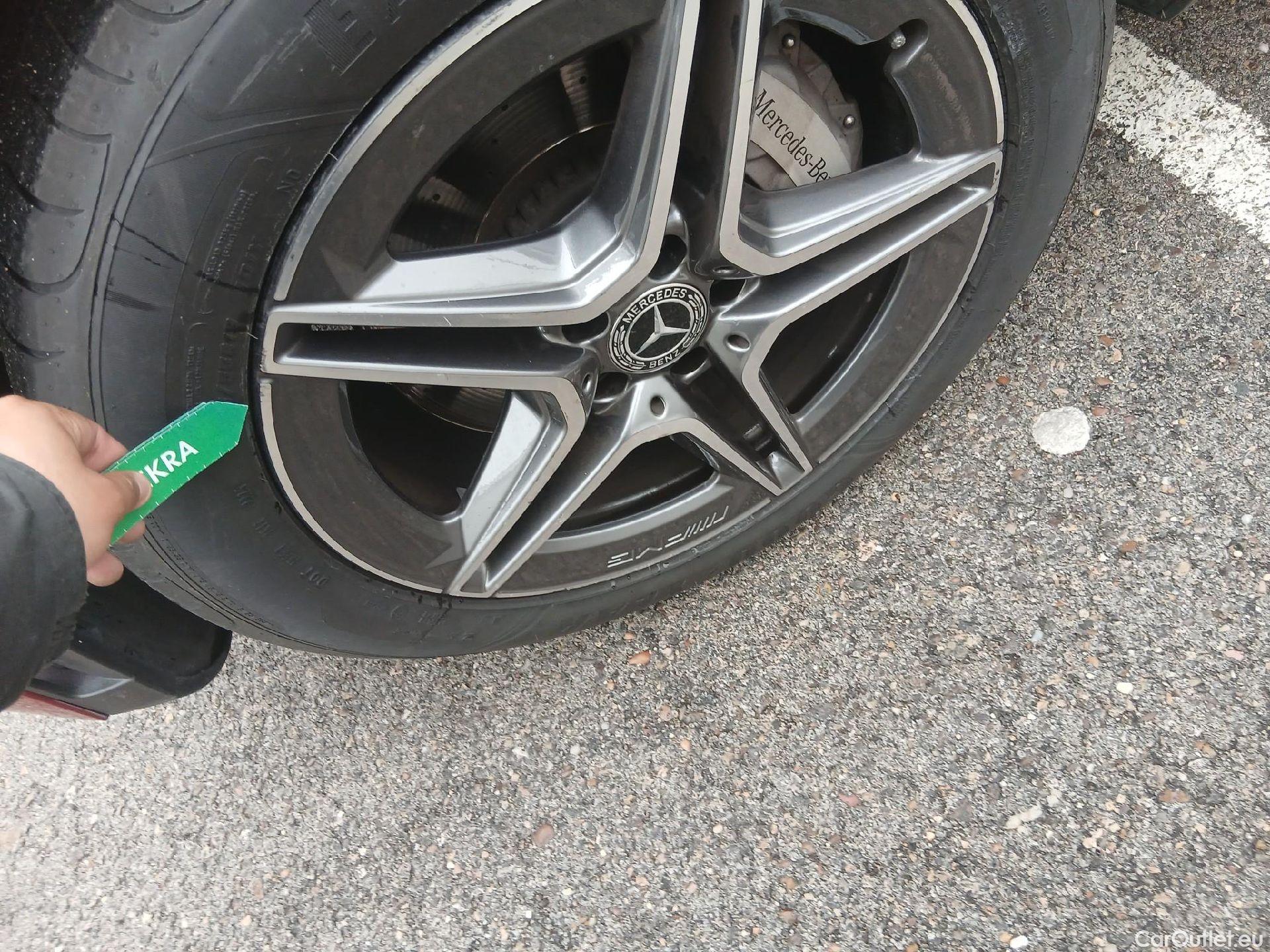  Mercedes  G-Klasee MERCEDES-BENZ GLC Coupé / 2019 / 5P / coupé GLC 220 d 4MATIC #17