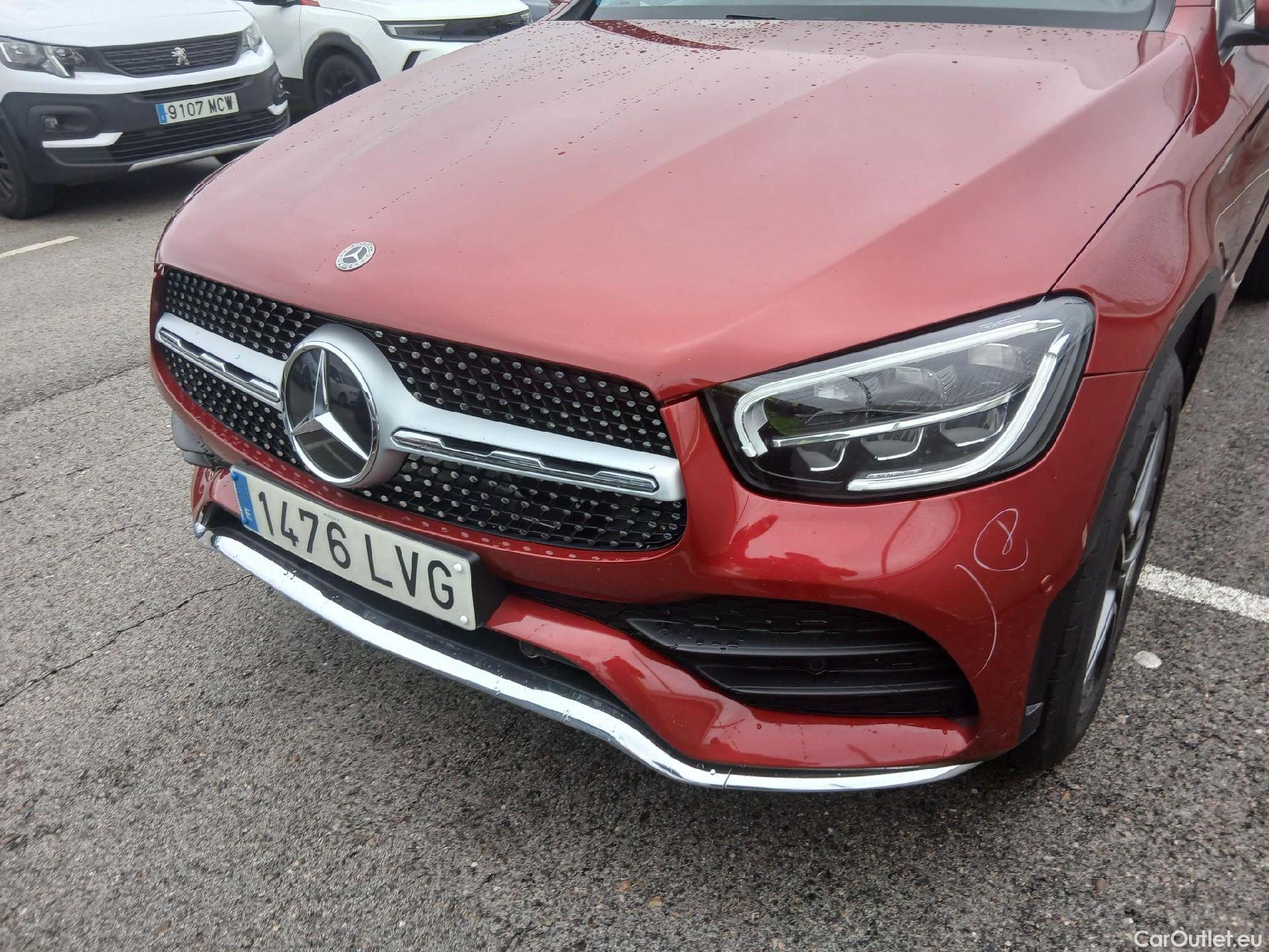  Mercedes  G-Klasee MERCEDES-BENZ GLC Coupé / 2019 / 5P / coupé GLC 220 d 4MATIC #3
