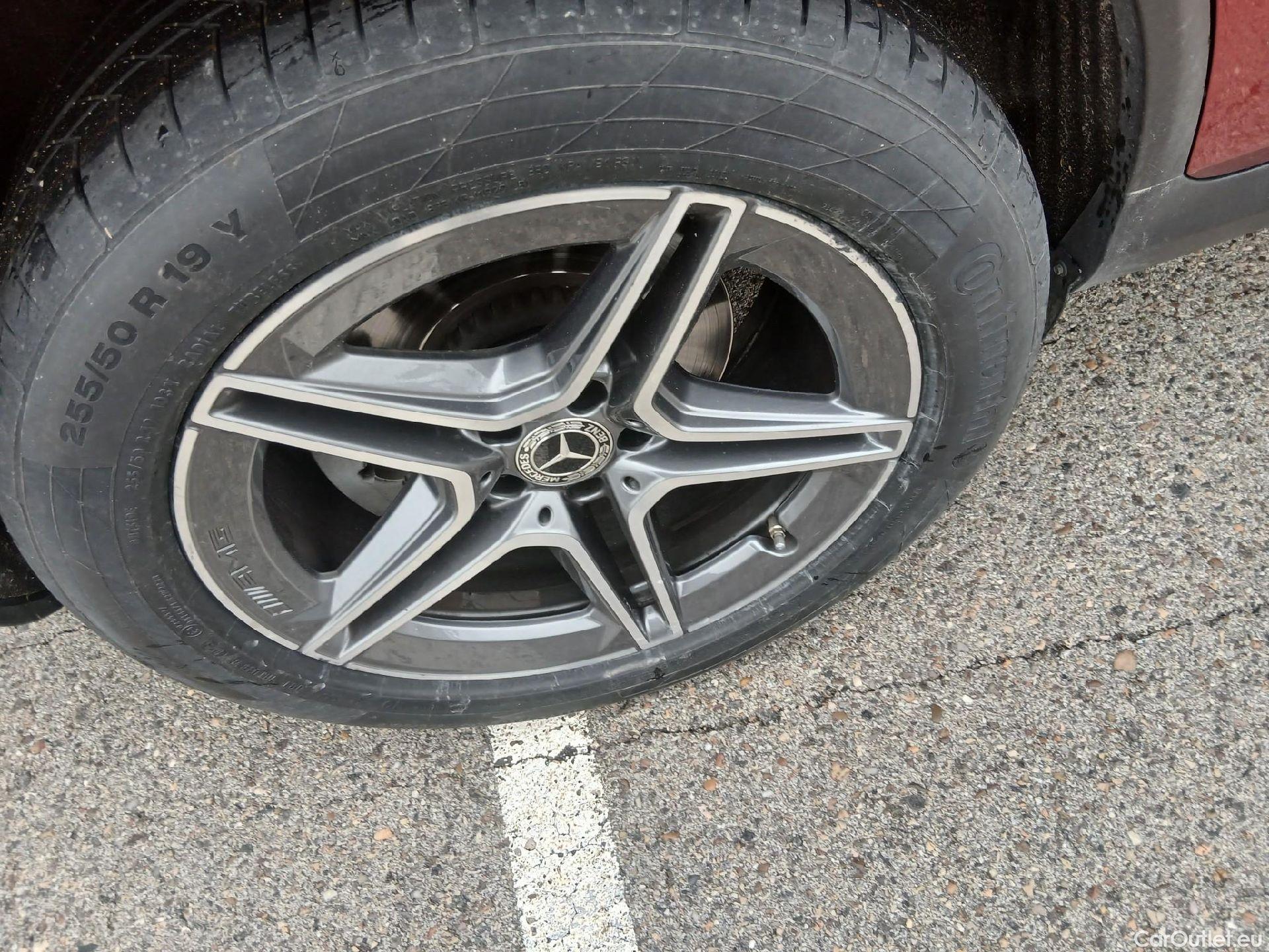  Mercedes  G-Klasee MERCEDES-BENZ GLC Coupé / 2019 / 5P / coupé GLC 220 d 4MATIC #38