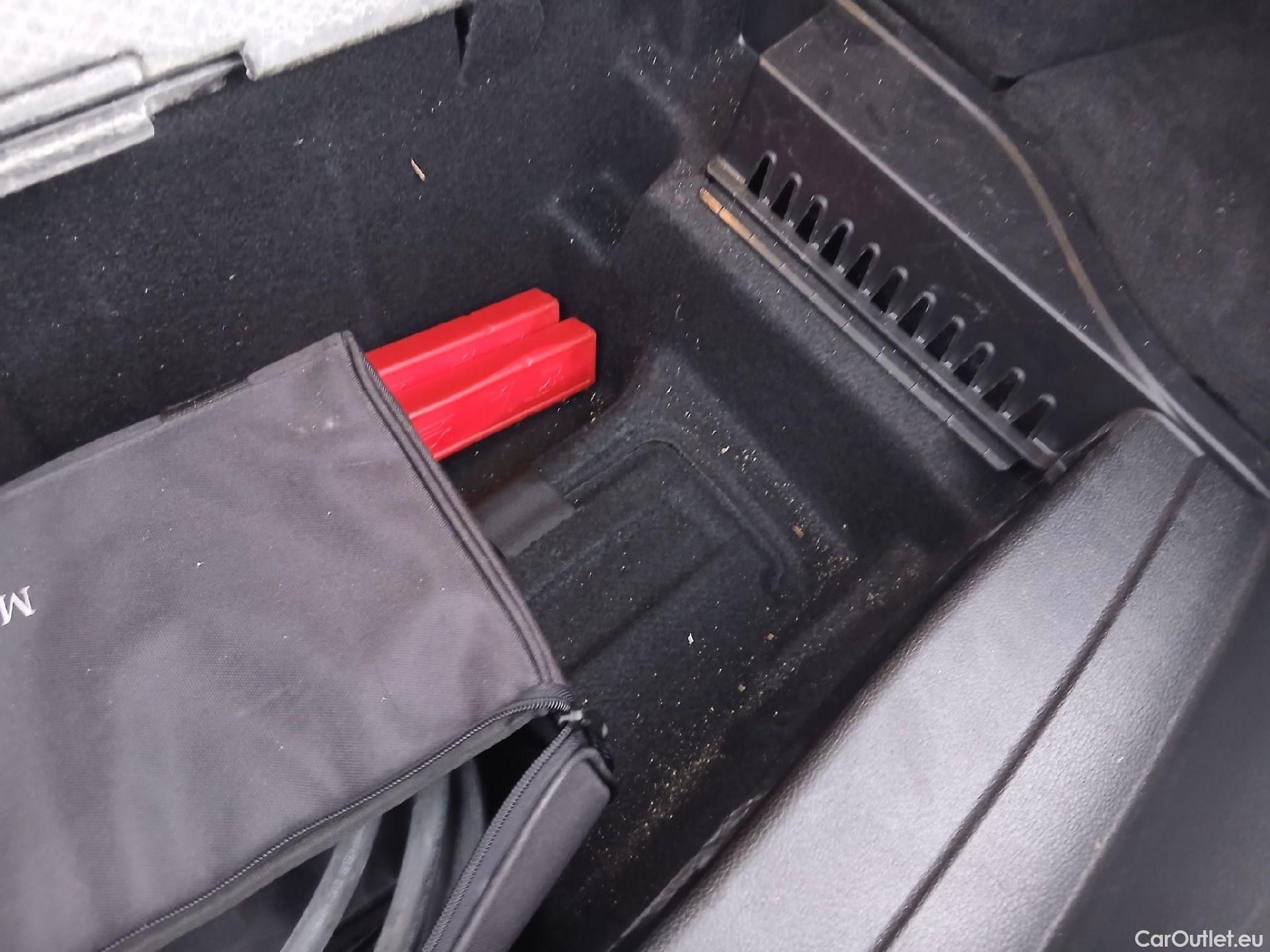  Mercedes  G-Klasee MERCEDES-BENZ GLC Coupé / 2019 / 5P / coupé GLC 300 de 4MATIC #1