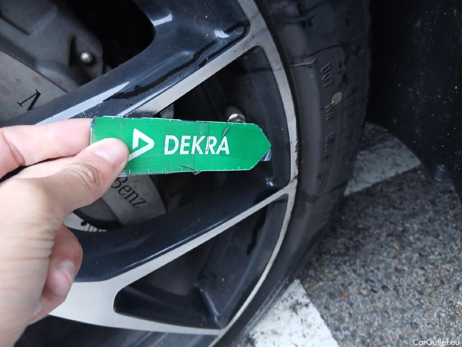  Mercedes  G-Klasee MERCEDES-BENZ GLC Coupé / 2019 / 5P / coupé GLC 300 de 4MATIC #9