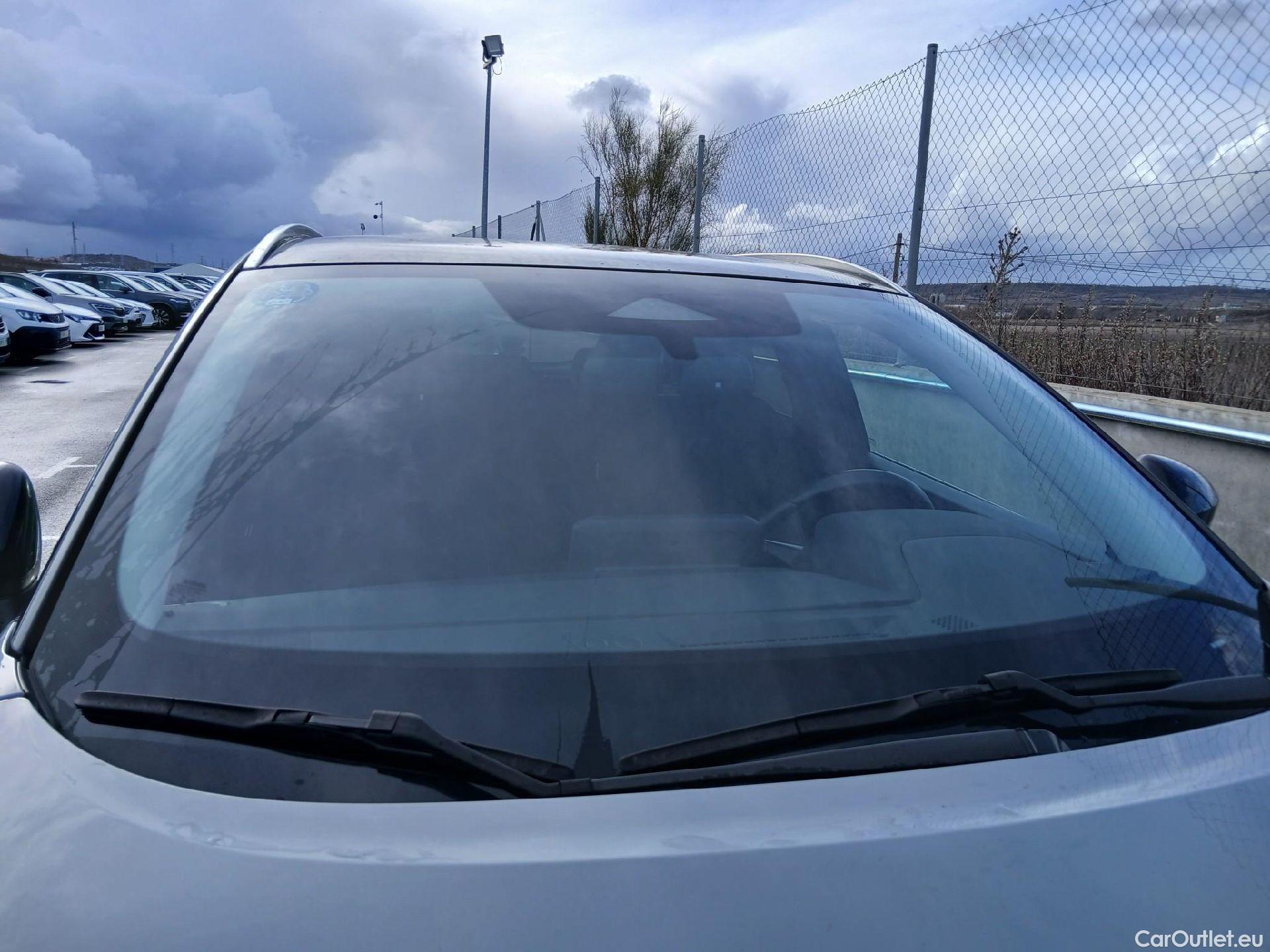  Nissan  Qashqai NISSAN  / 2021 / 5P / todoterreno DIG-T 103kW N-Connecta (Skyline Pack) #14