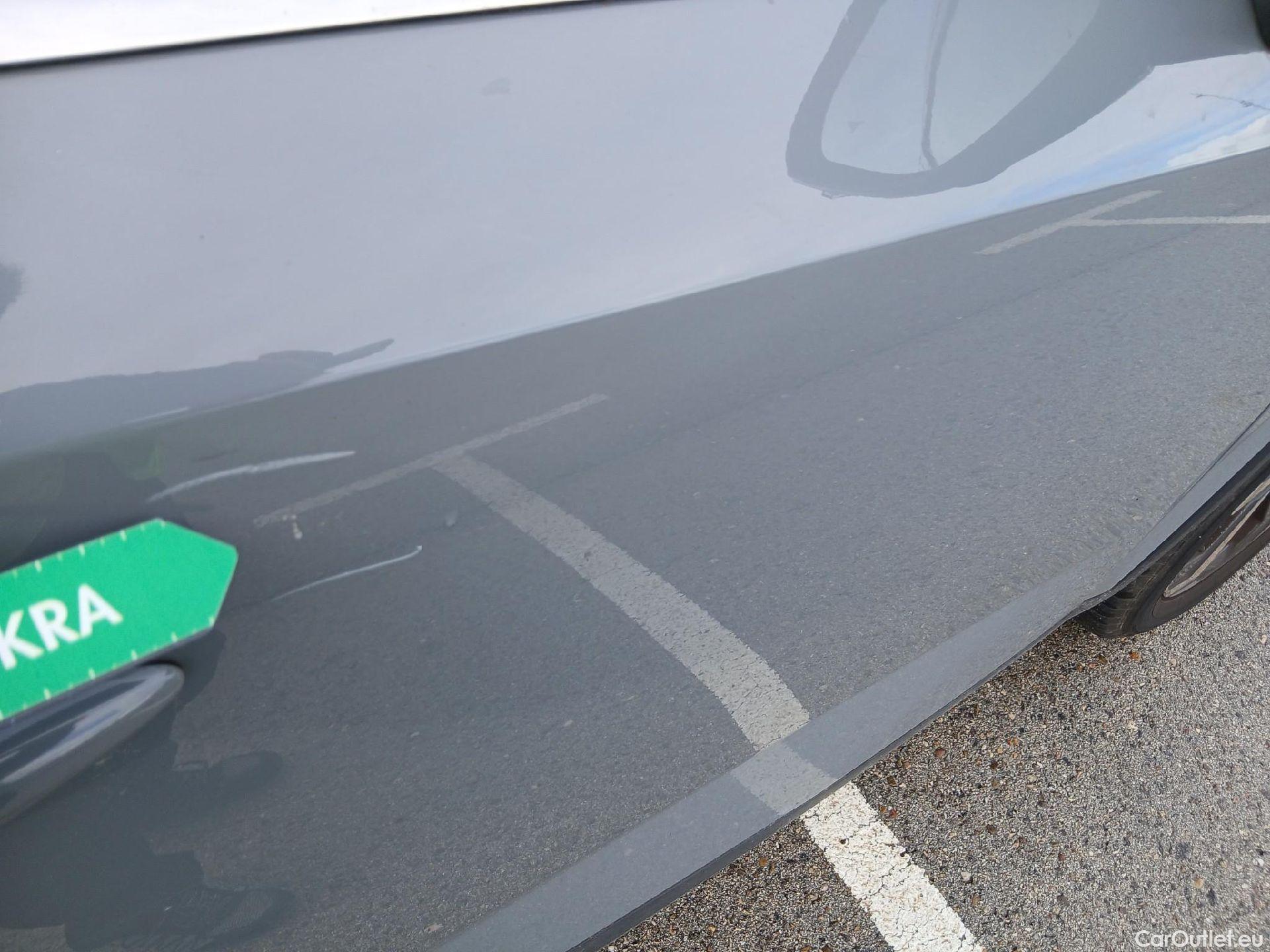  Nissan  Qashqai NISSAN  / 2021 / 5P / todoterreno DIG-T 103kW N-Connecta (Skyline Pack) #34